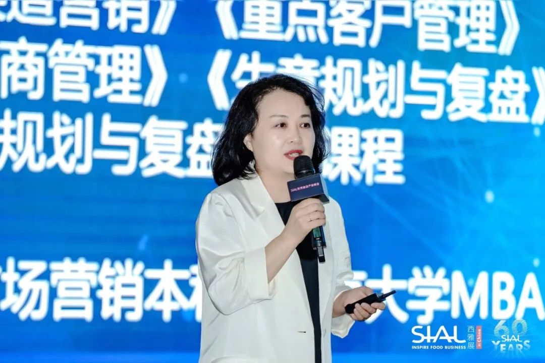 快消行業金牌培訓師,原快消行業世界500強品牌方業務高管王曉莉